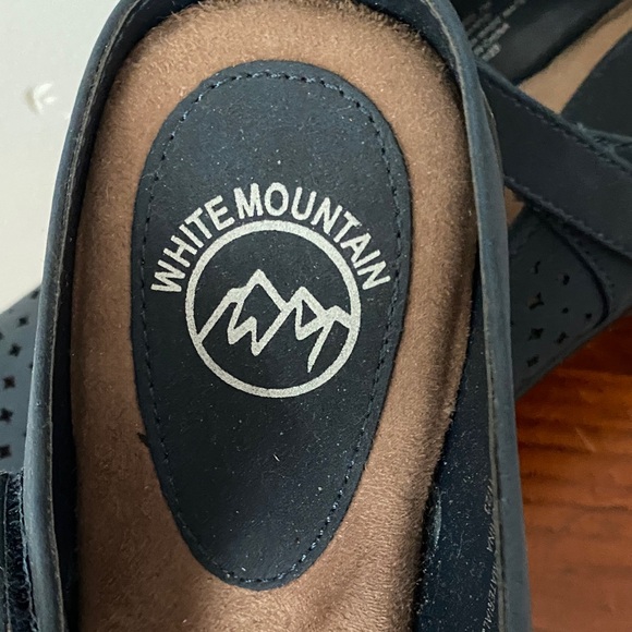 White Mountain Dark Blue Star Cutout Mules - Picture 2 of 9